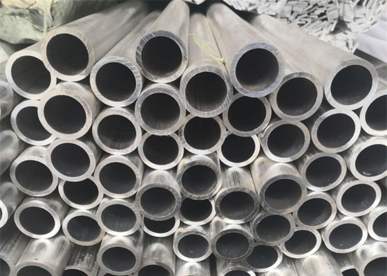 Beli 1100 2024 6061 T6 6063 Aluminium Extrusion Square Tube 20mm 1 X 1 1 X 2 1,5 X 1,5 online manufacture