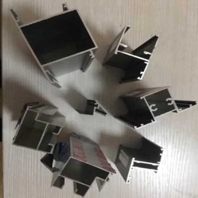 Profil Ekstrusi Aluminium Dilapisi Bubuk Elektroforesis Anodized Dekorasi Disesuaikan