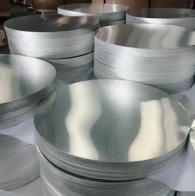 1050 1060 1100 3003 1070 8011 Lembar Lingkaran Aluminium Bulat 0.15mm-500mm Disesuaikan untuk Pemasangan